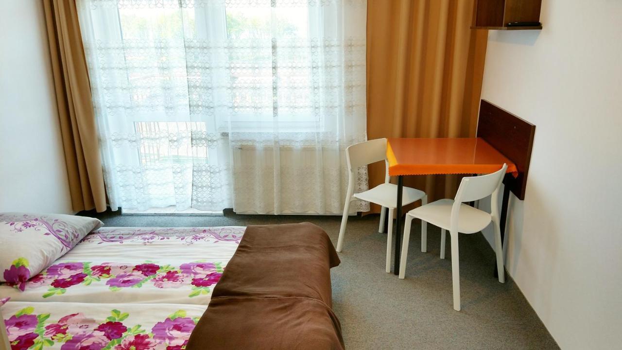Klif Pokoje Goscinne W Centrum Blisko Morza Ustronie Morskie Exteriér fotografie